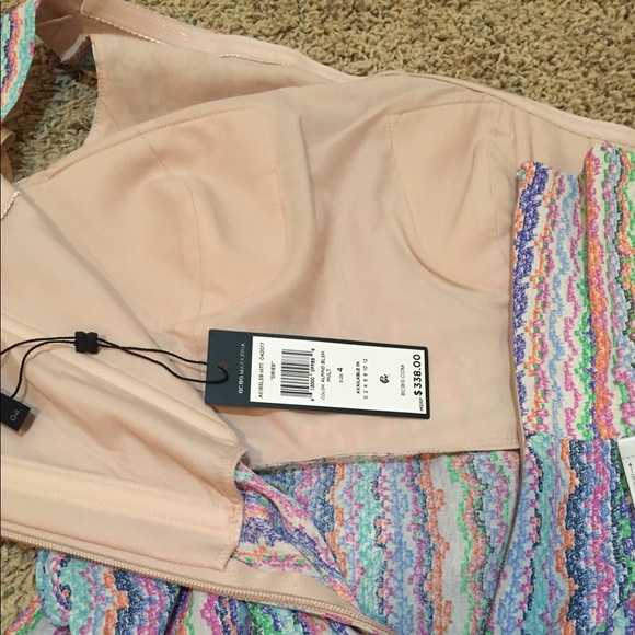 BCBGMAXAZRIA Dries one-shoulder high slit gown - Picture 5 of 8